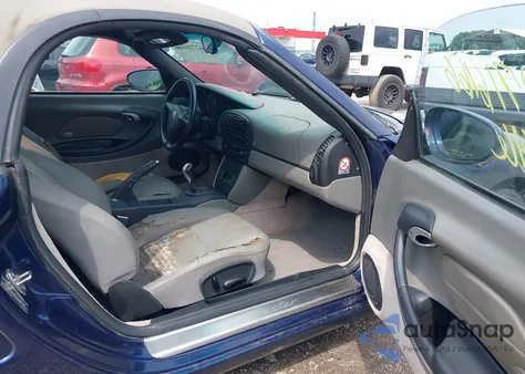 2001 Porsche Boxster из США, поврежденный, VIN WP0CA29801S620576